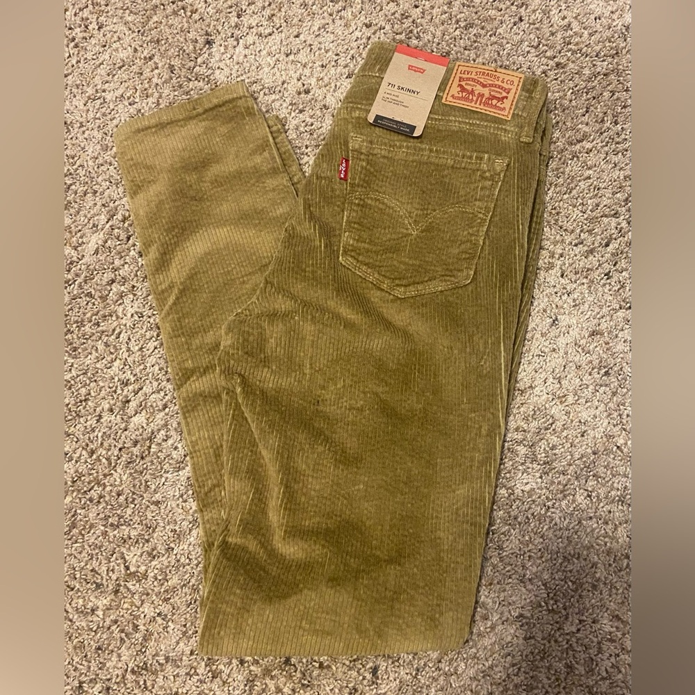 Levi’s 711 Skinny Women’s Size 29